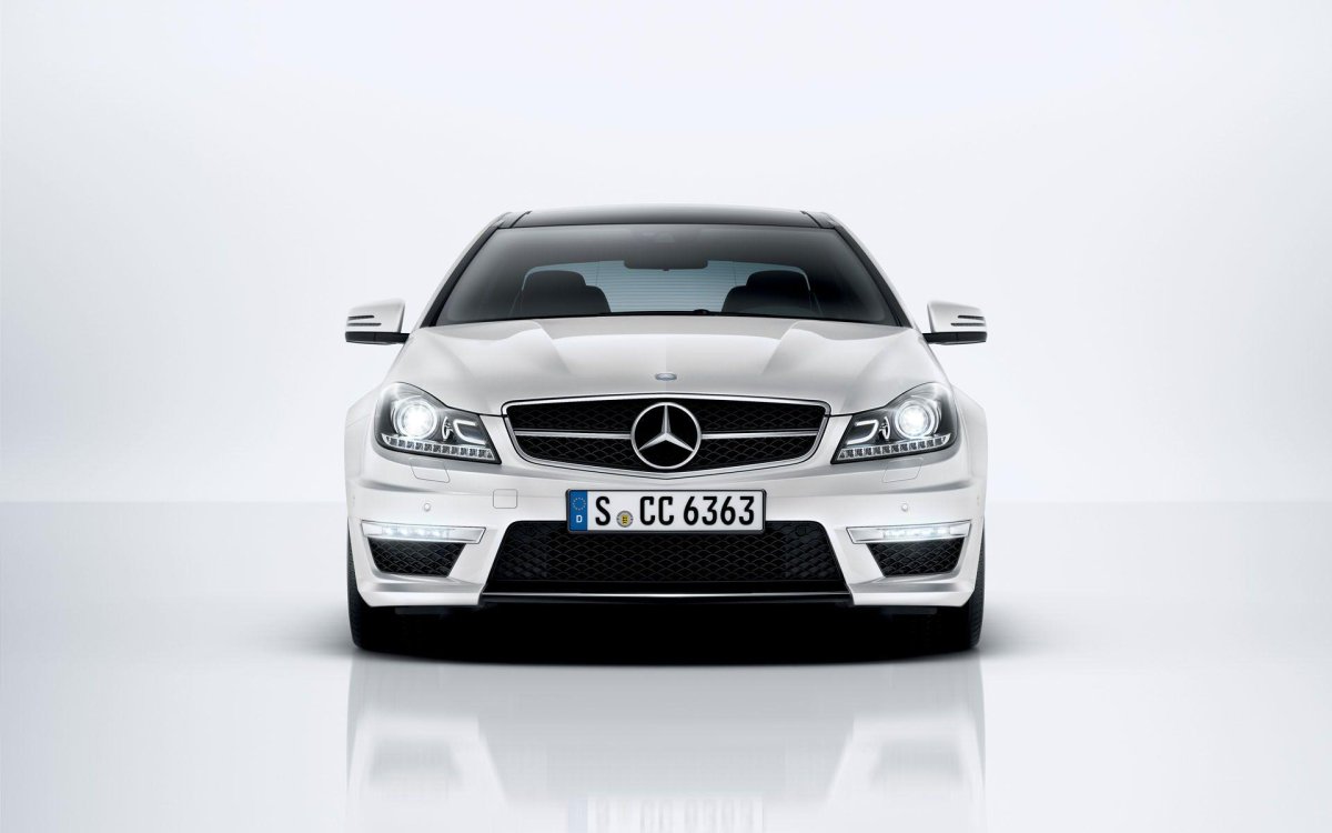 Mercedes Benz c class w204 Coupe
