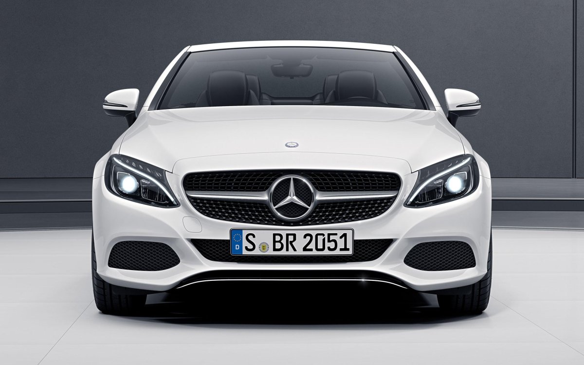 Мерседес 2023 белый