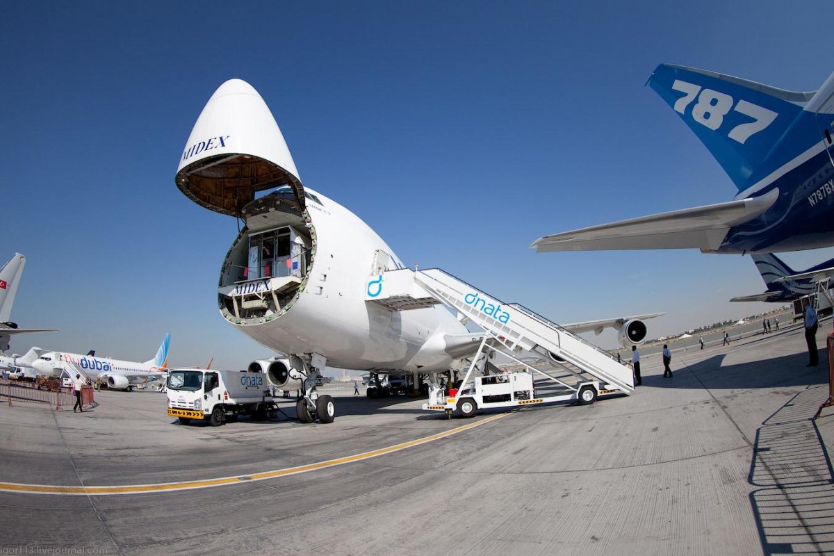 Грузовой самолёт АН-124