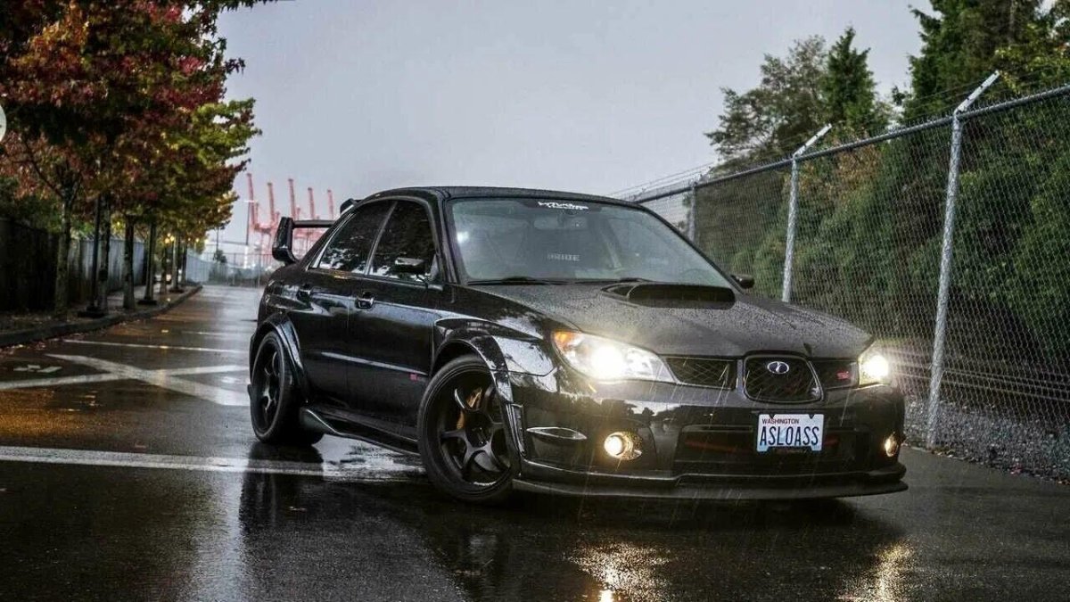 Субару Импреза WRX STI Black