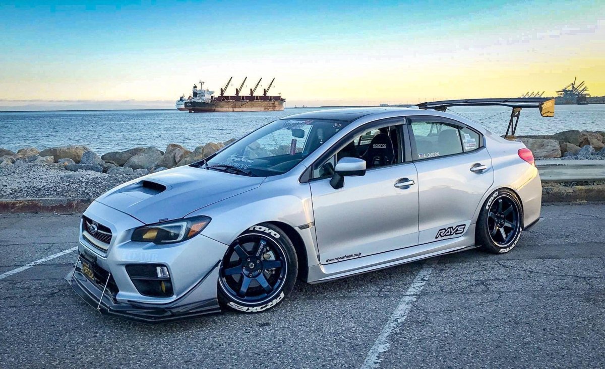 Субару Impreza WRX STI 2020