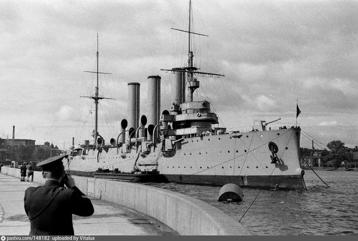 Крейсер Аврора до 1917