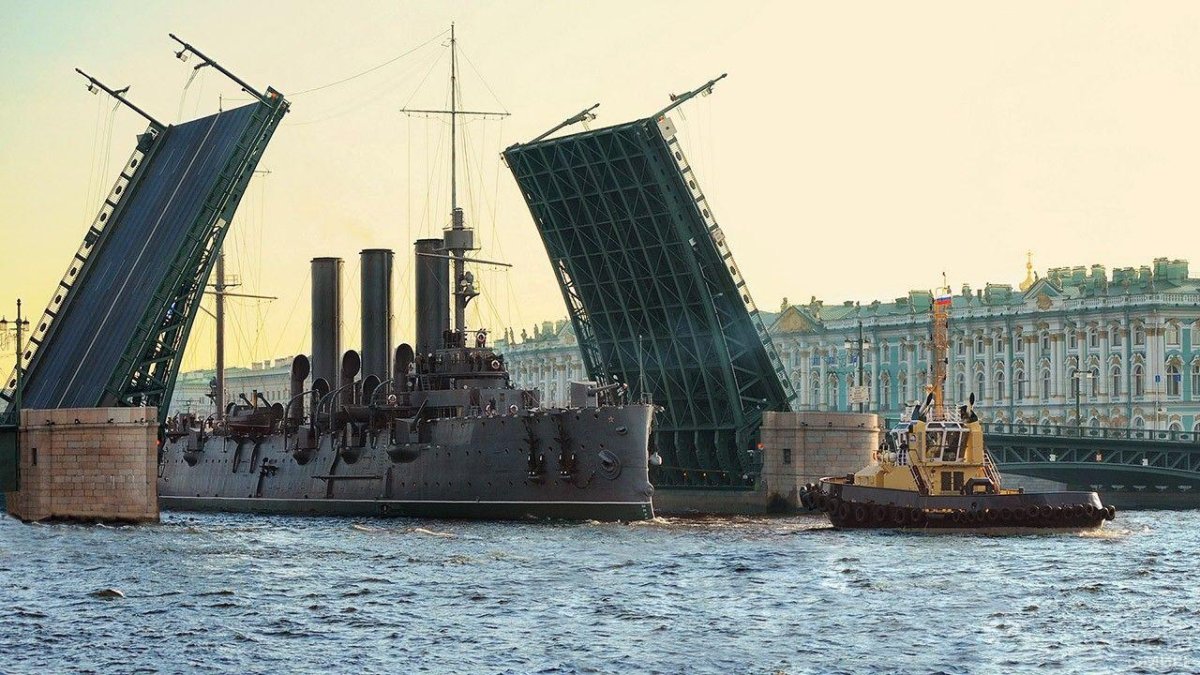 Крейсер Аврора Дворцовый мост