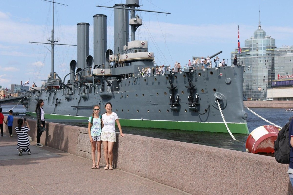 Крейсер Аврора в Санкт-Петербурге экскурсия