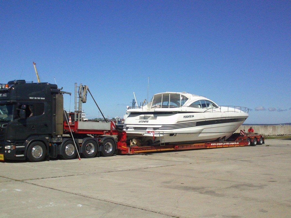 Транспортировка катера