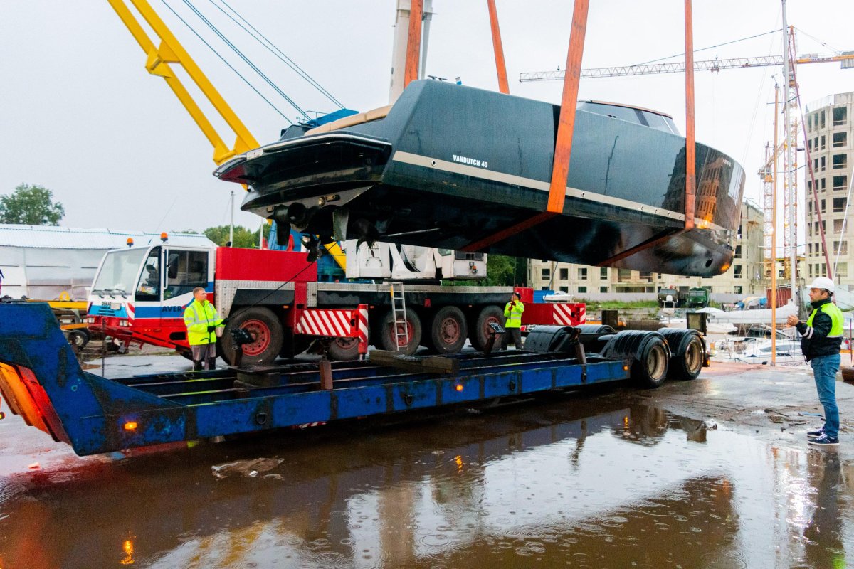 Перевозка яхт