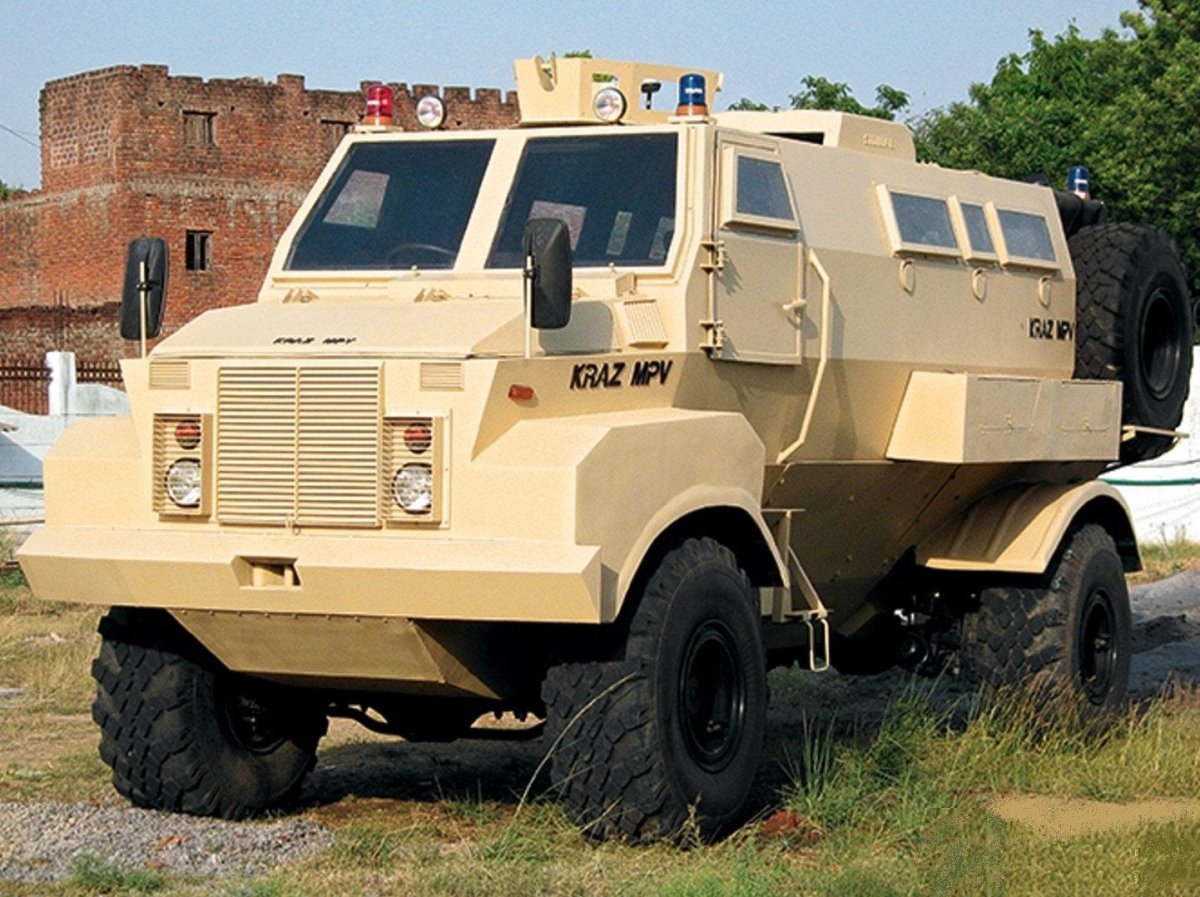 КРАЗ броневик