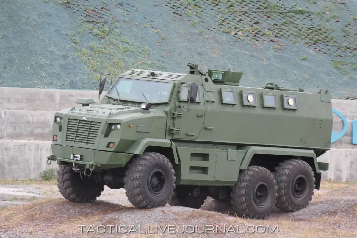 КРАЗ 6322 бронированный