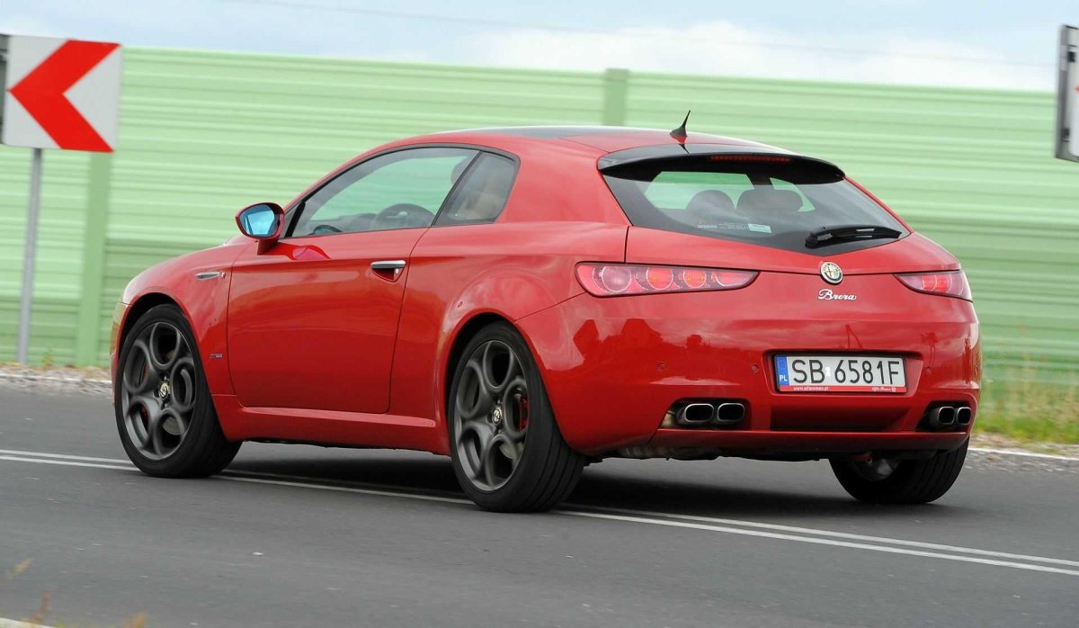 Alfa Romeo Брера