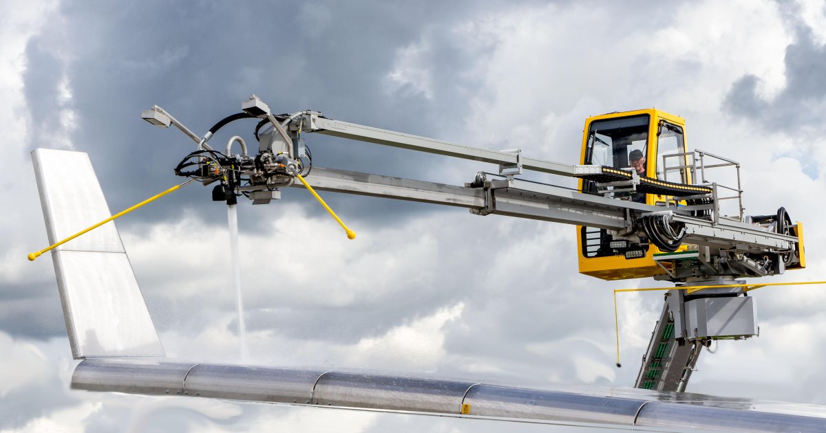 Противообледенительная машина Elephant Beta