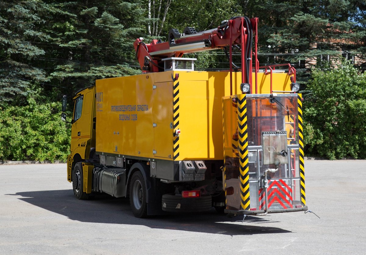 Противообледенительная машина Аист-25