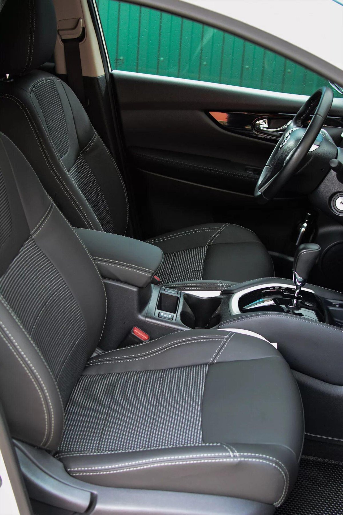 Чехлы на Nissan Qashqai j10