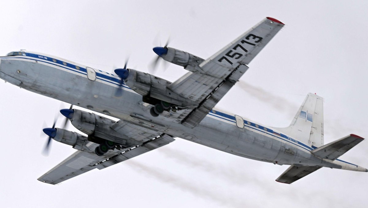 Турбовинтовой самолет ил 18