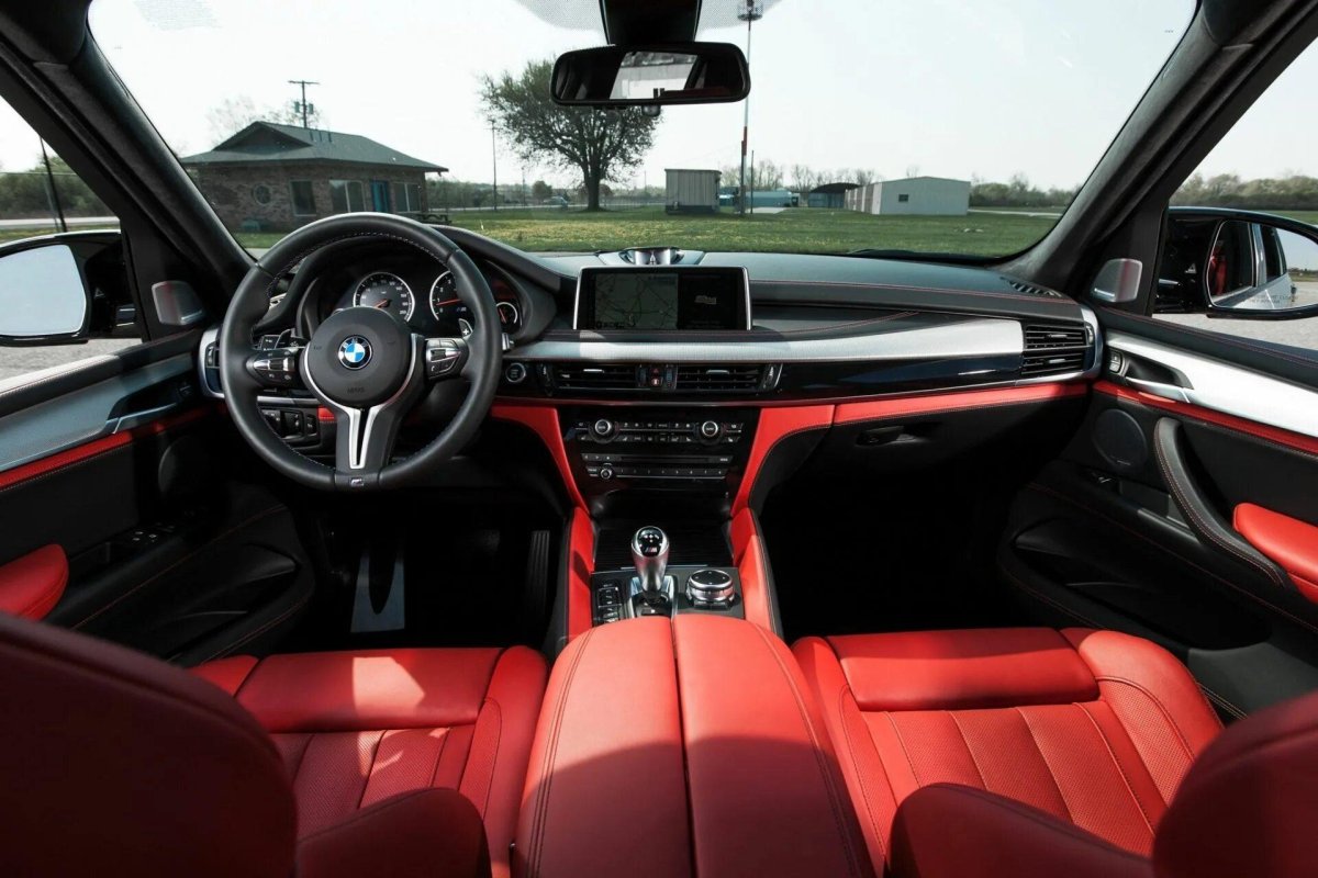 BMW x5m салон