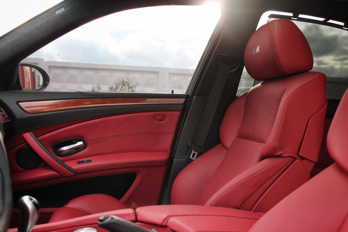 BMW f30 сиденья алькантара