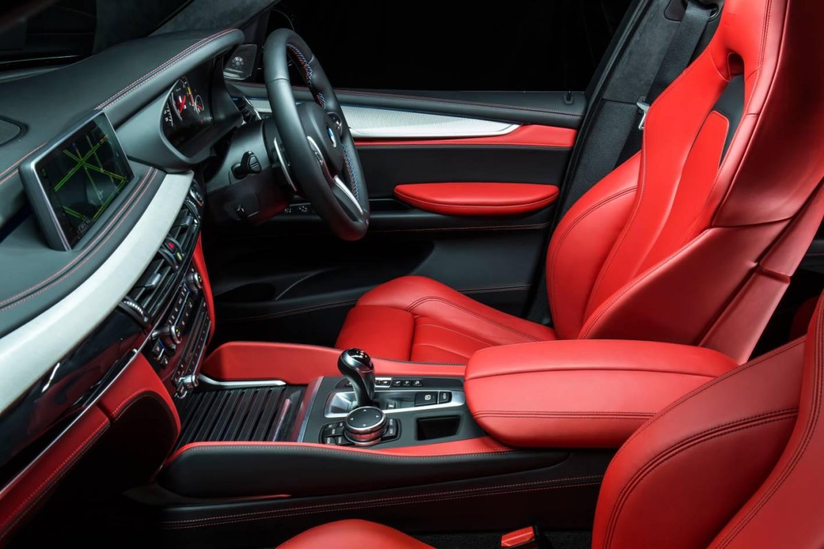 X5m красный салон