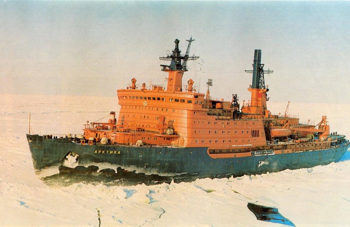 Ледокол Арктика 1977
