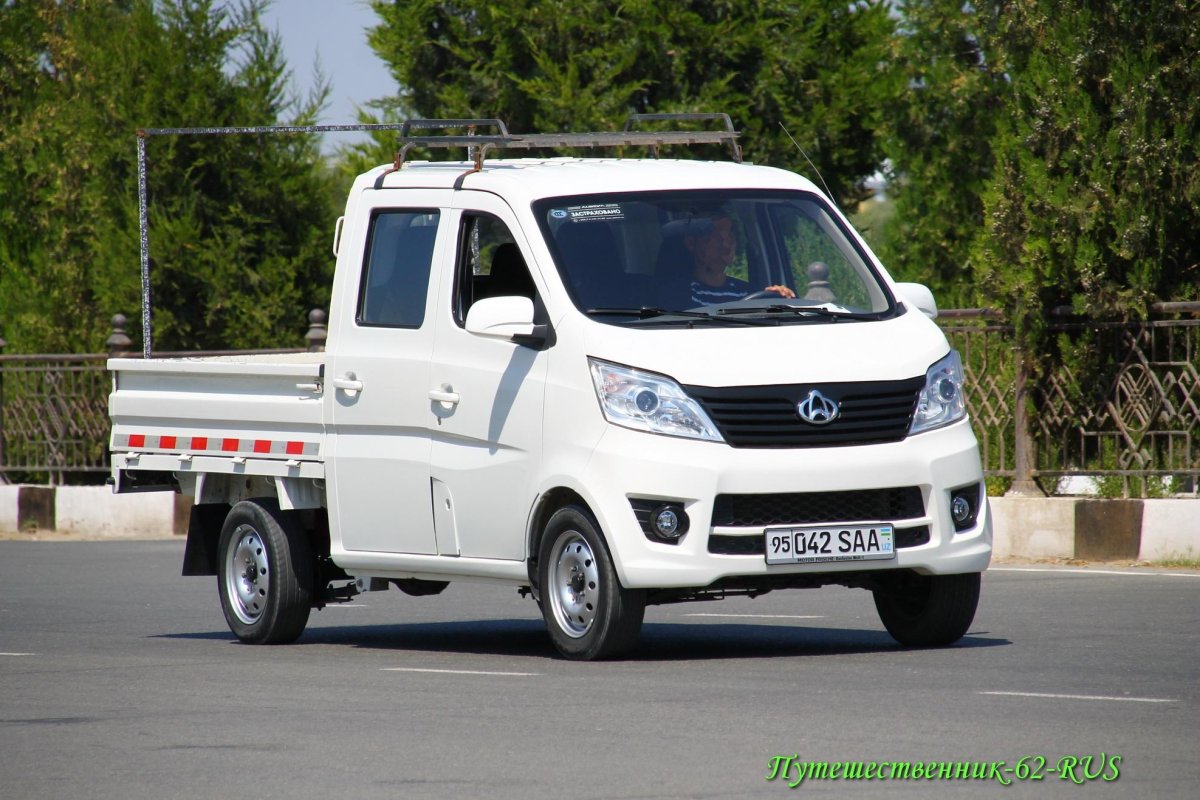 Чанган фургон мини грузовик