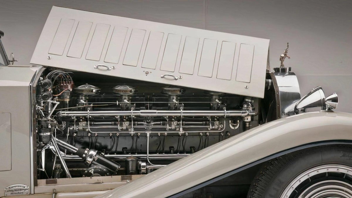 Bugatti Type 41 Royale Victoria