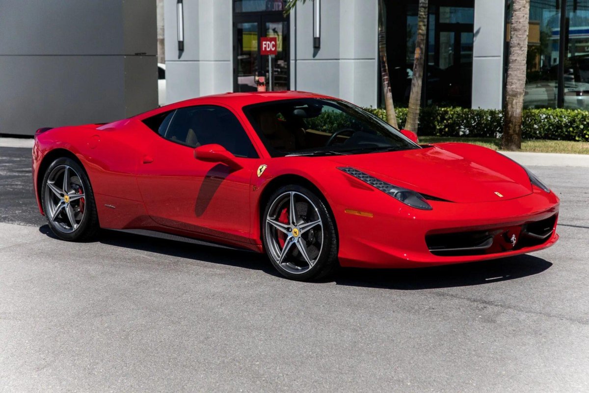 Ferrari 458 Италия