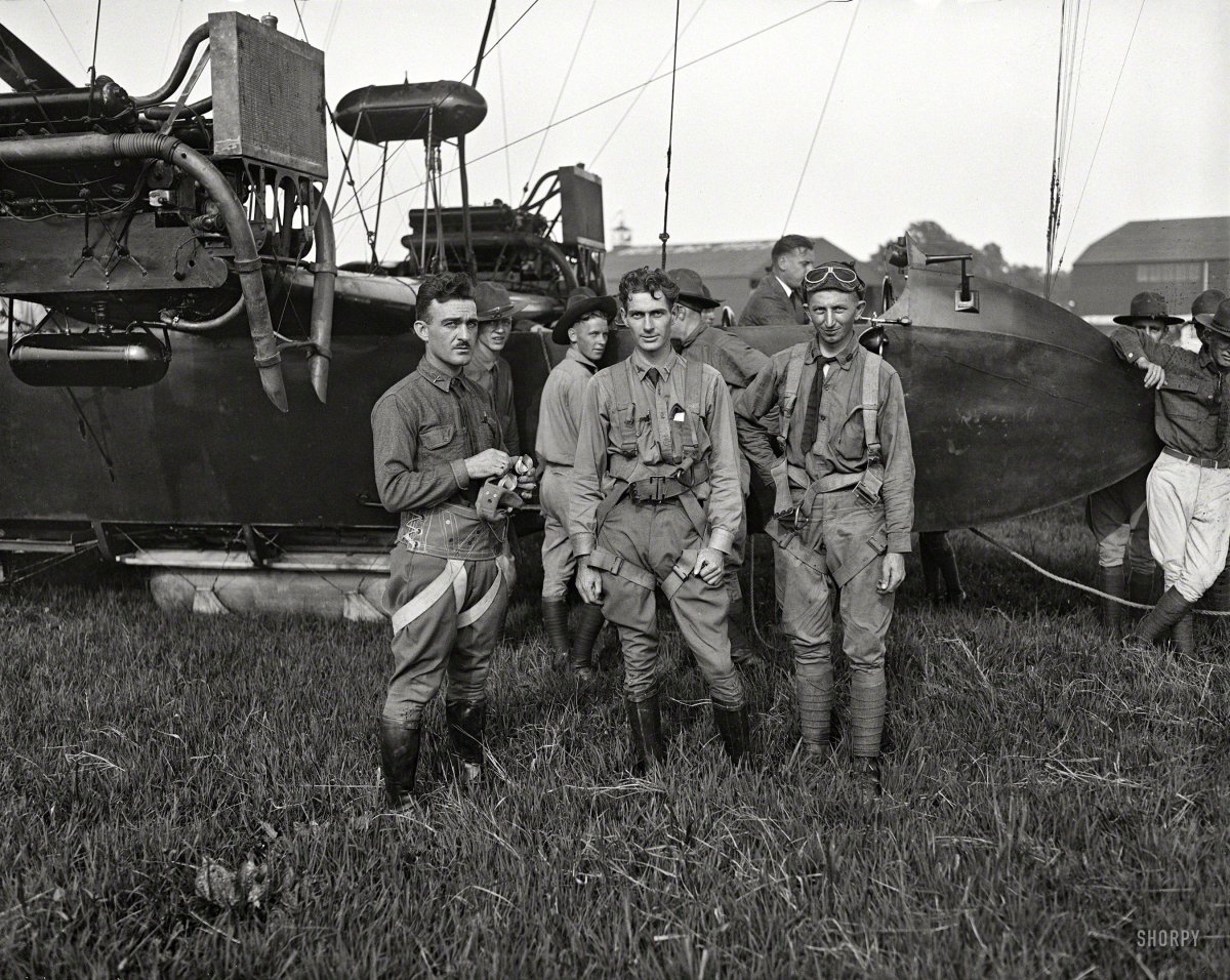 Пилот 20 век