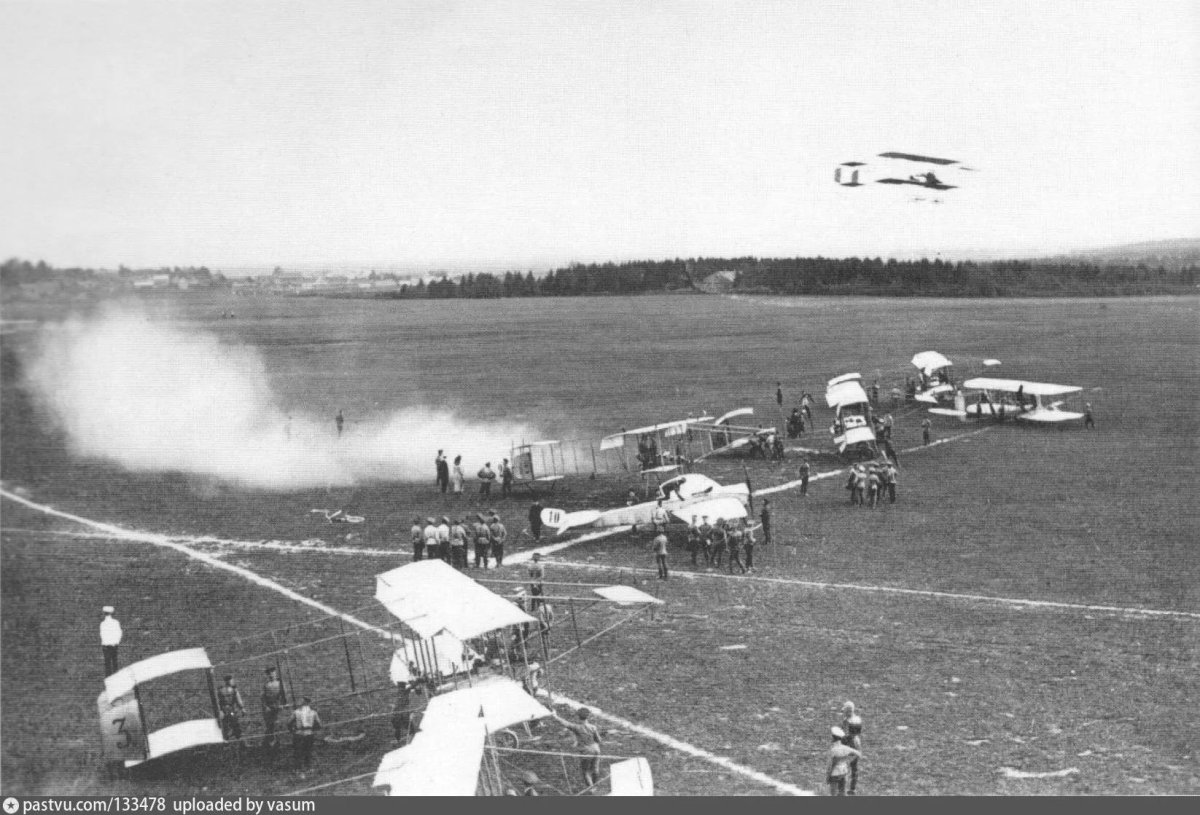 Гатчина военный аэродром