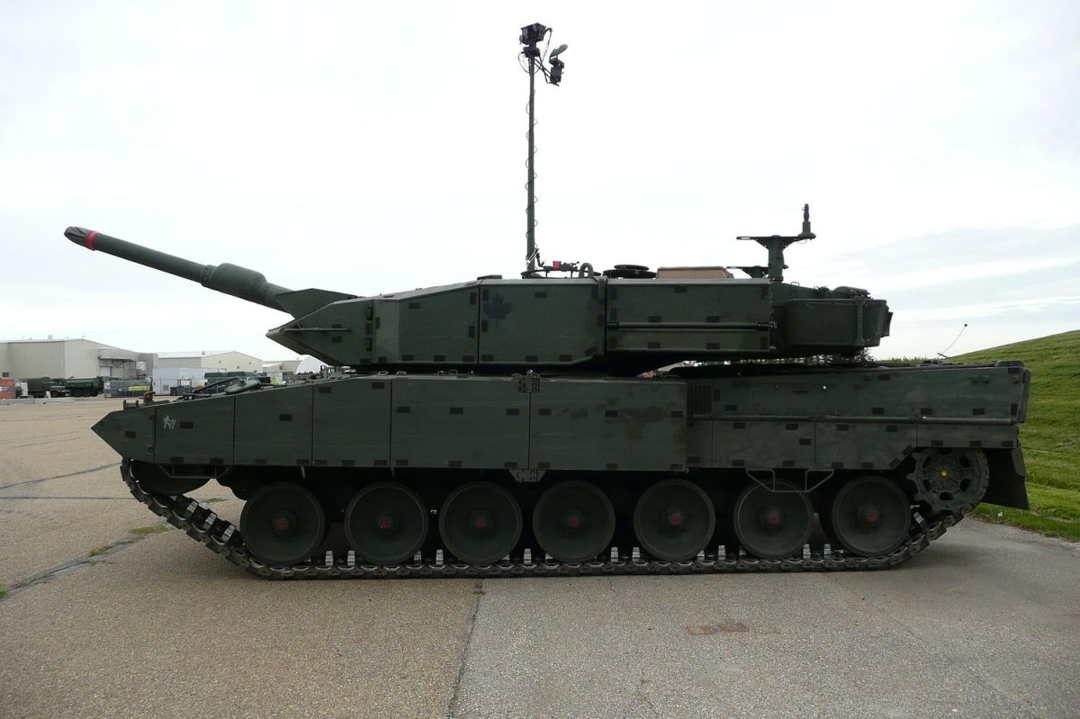 Канадский Leopard 2a4