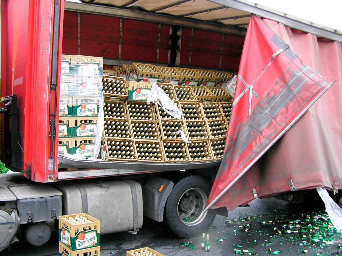 Транспортировка грузового автомобиля