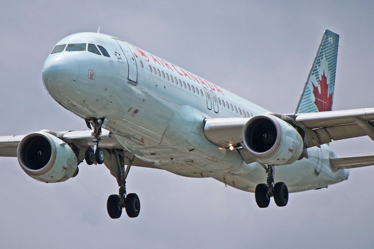 А-320 самолет