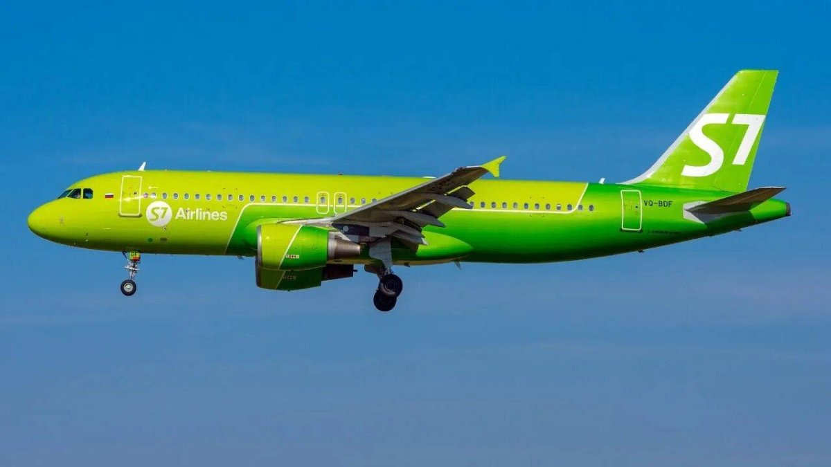 Самолёт Airbus a320