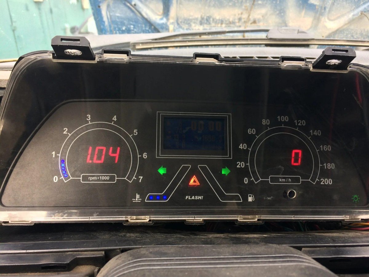 Щиток приборов ИЖ 2126