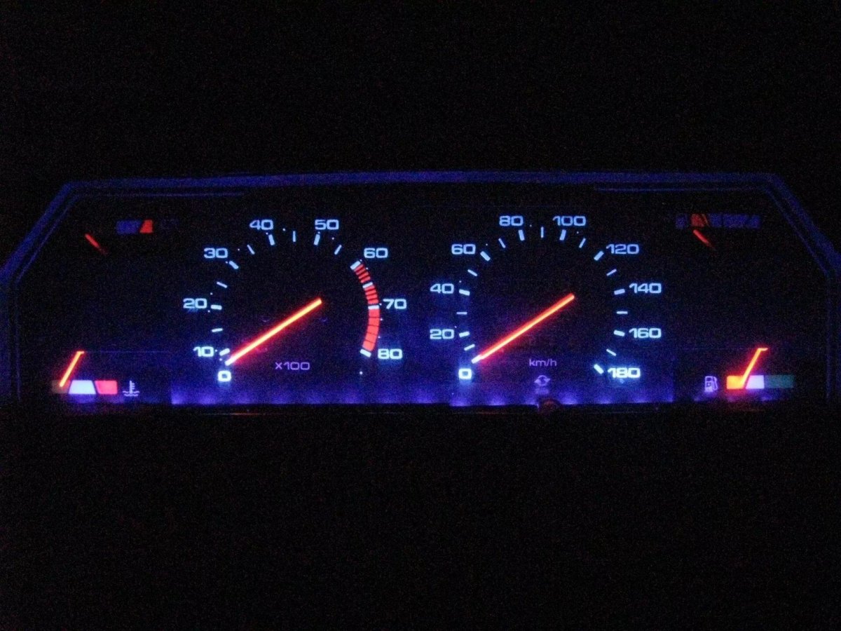 Подсветка приборной панели ИЖ 2126