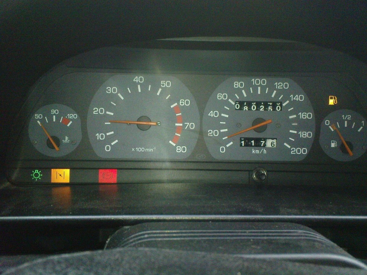 Приборная панель ИЖ 2126 индикаторы