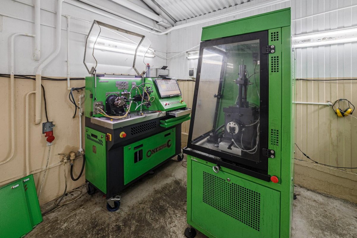 Лаборатория автомобильной электроники Ярославль