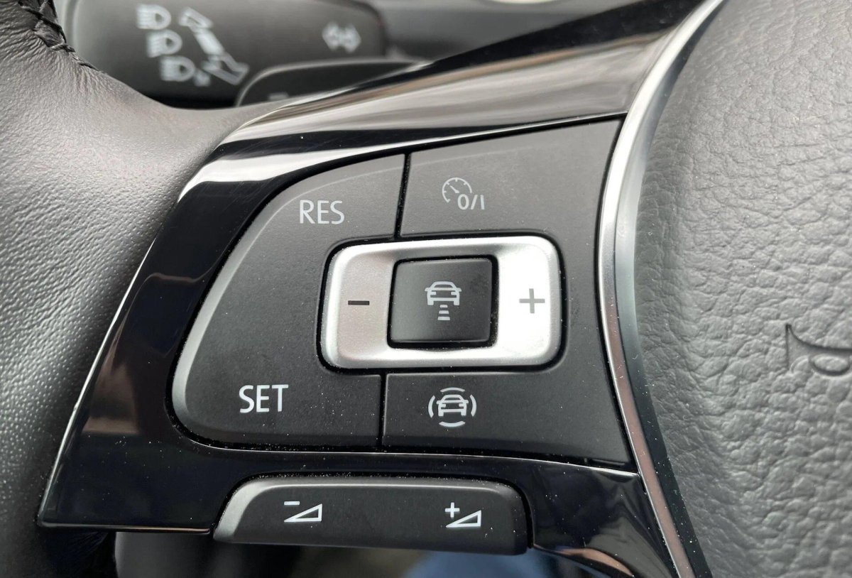 Адаптивный круиз-контроль Тигуан