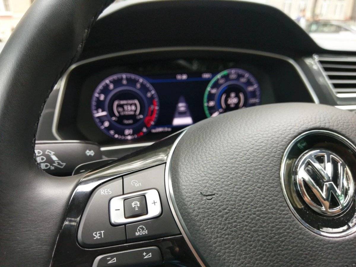 Адаптивный круиз-контроль Тигуан