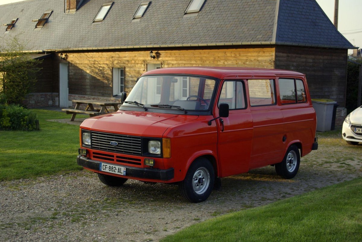 Ford Transit mk2