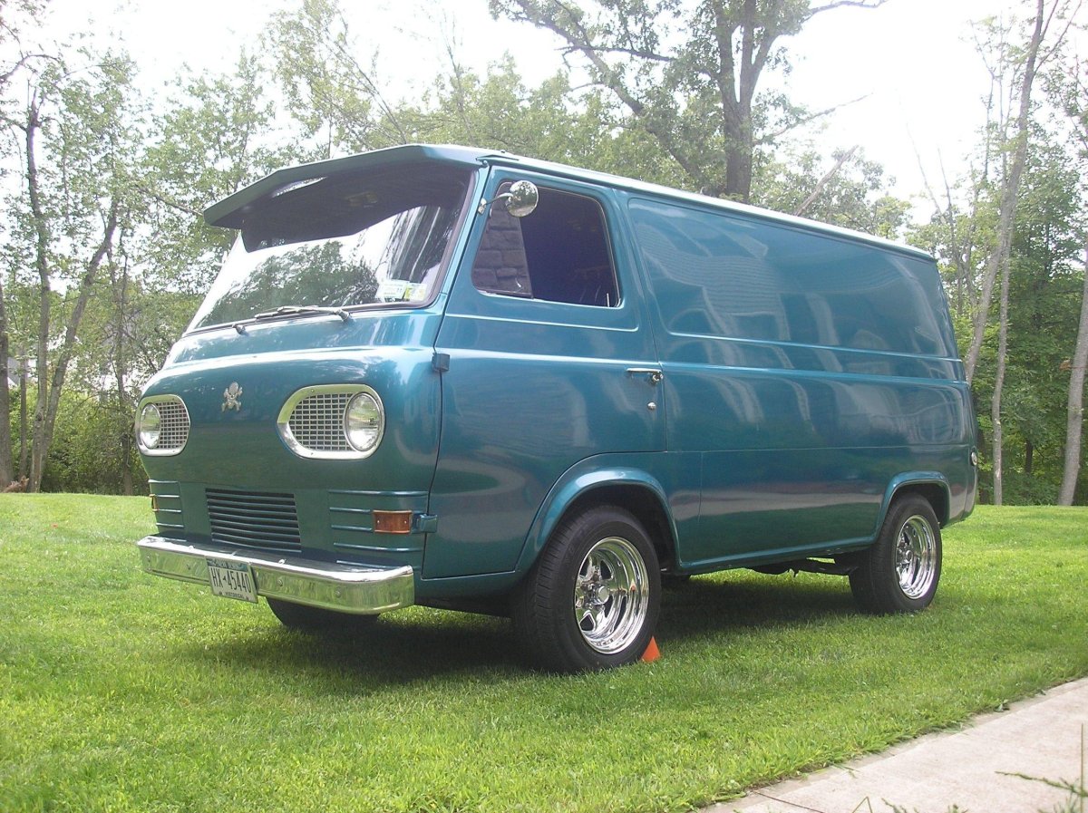 Ford Econoline van 1965