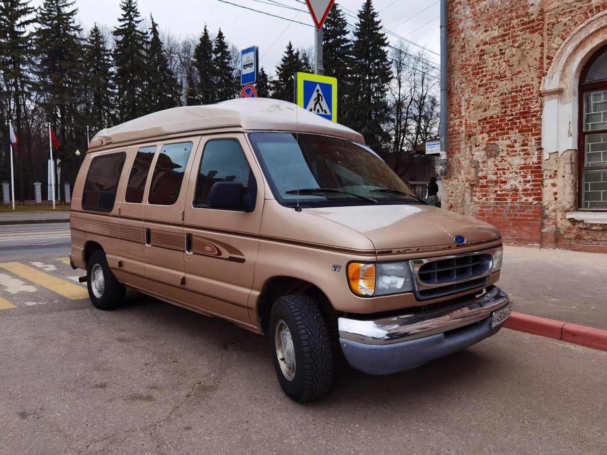 Форд минивэн 1997