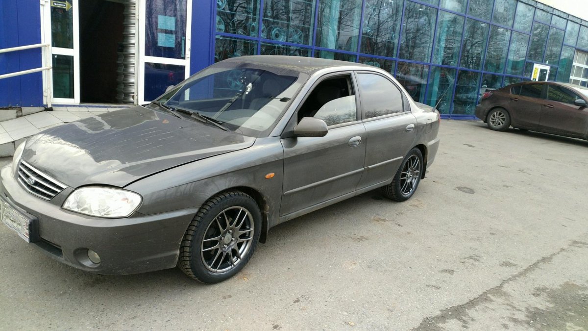 Kia Spectra r16