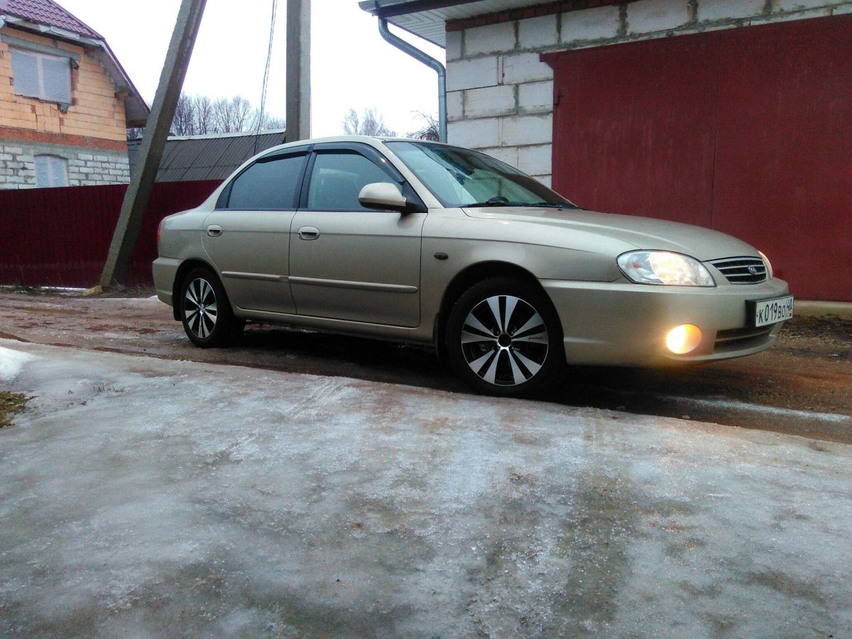 Kia Spectra на 16 дисках