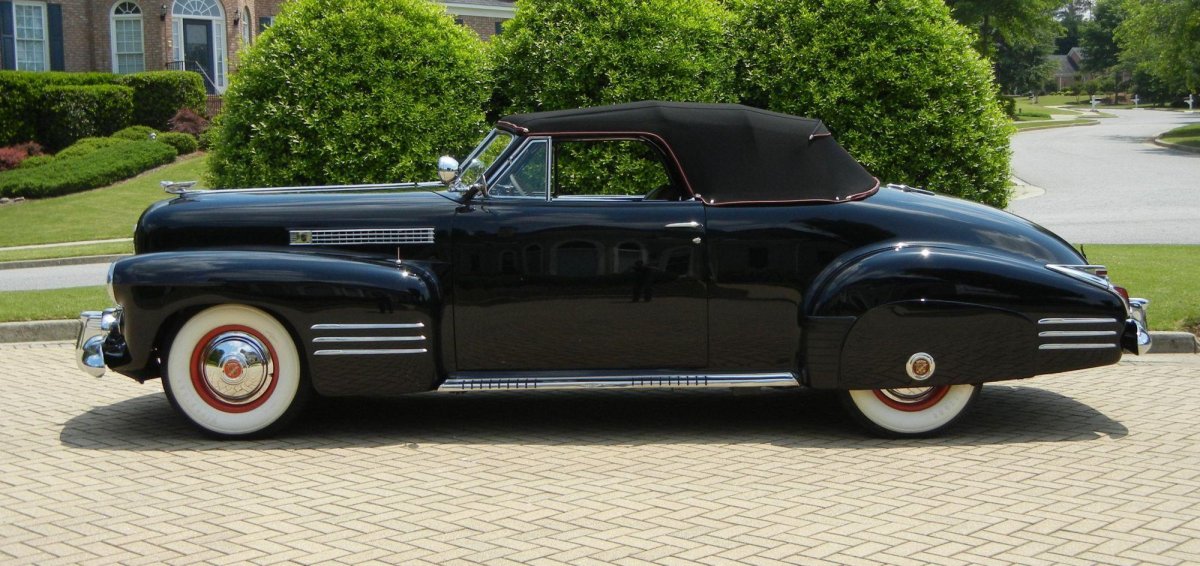 Cadillac Series 62