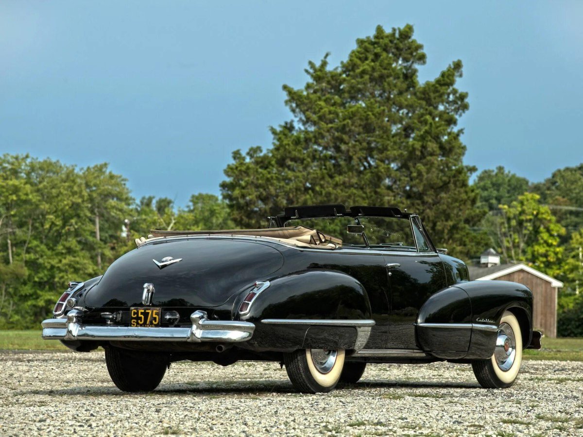 Cadillac Series 62 Convertible Coupe