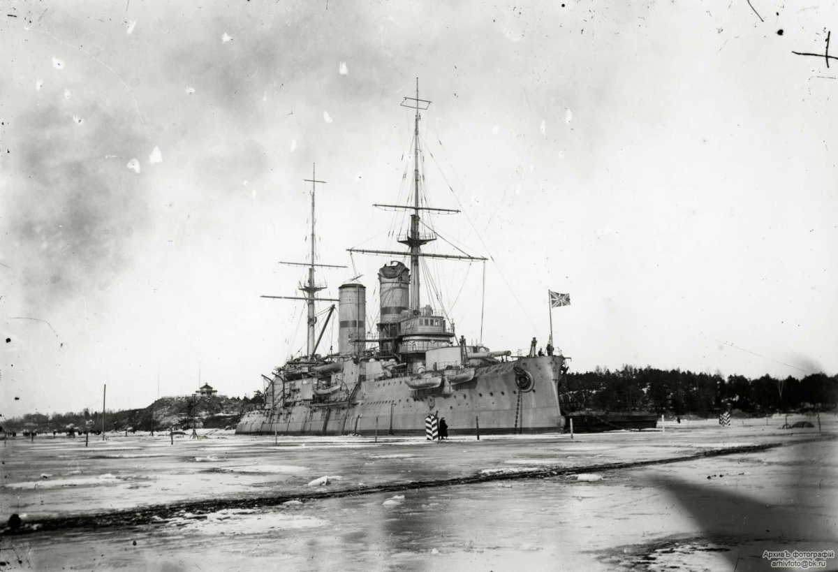 Эскадренный броненосец Слава