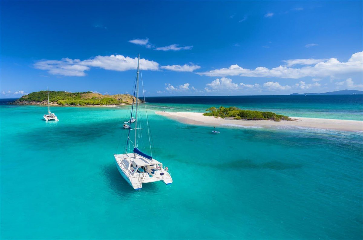 Катамаран Lagoon на Сейшелах
