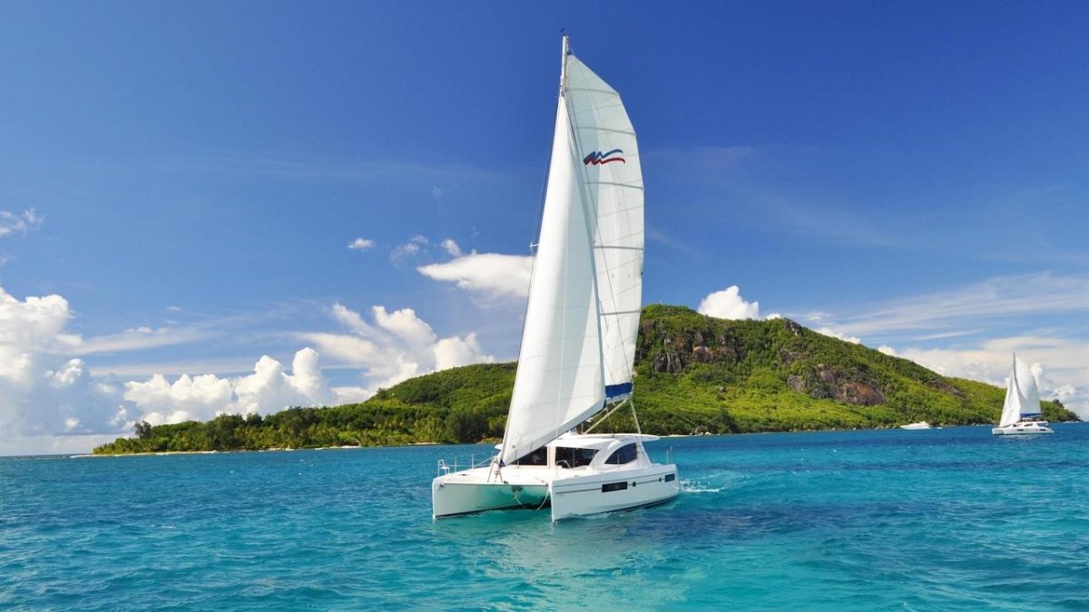 Парусный катамаран Тайланд