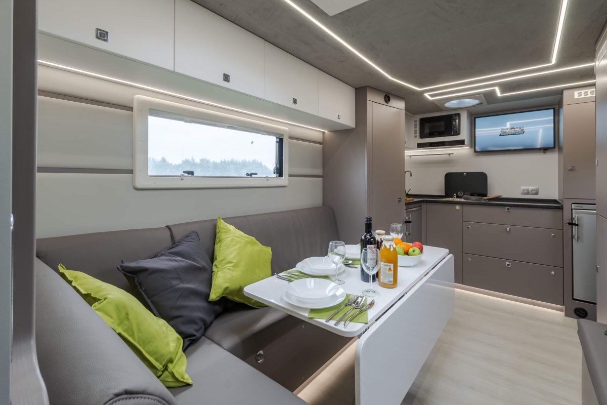 Премиум-автодом man TGS 6х6