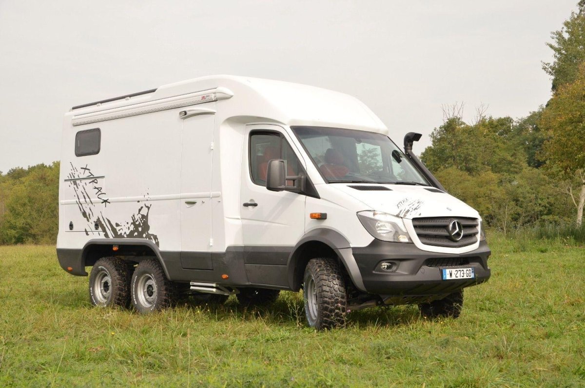 Автодом Mercedes Benz Sprinter 6x6
