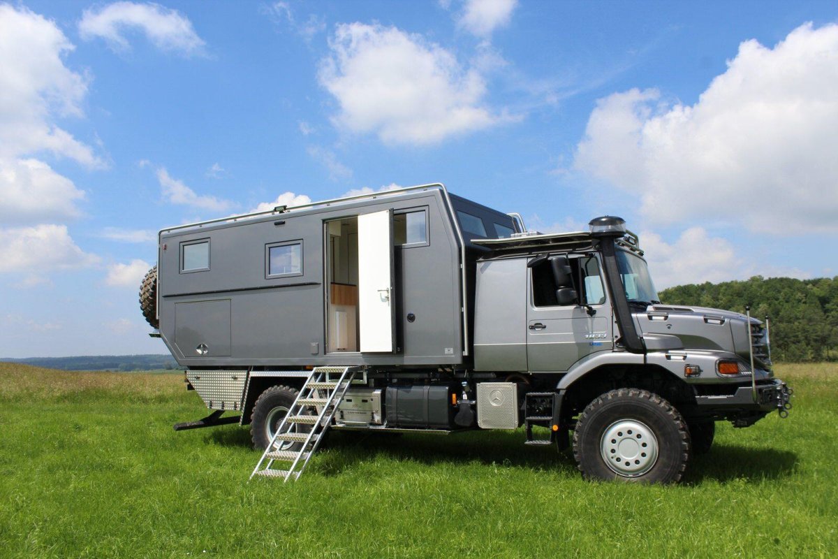 Mercedes Benz Zetros 6x6 автодом