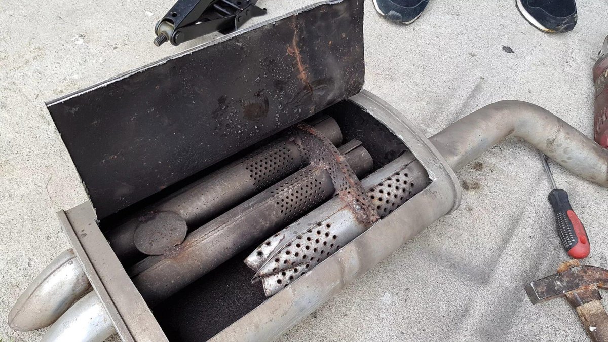 Глушитель Мерседес 123